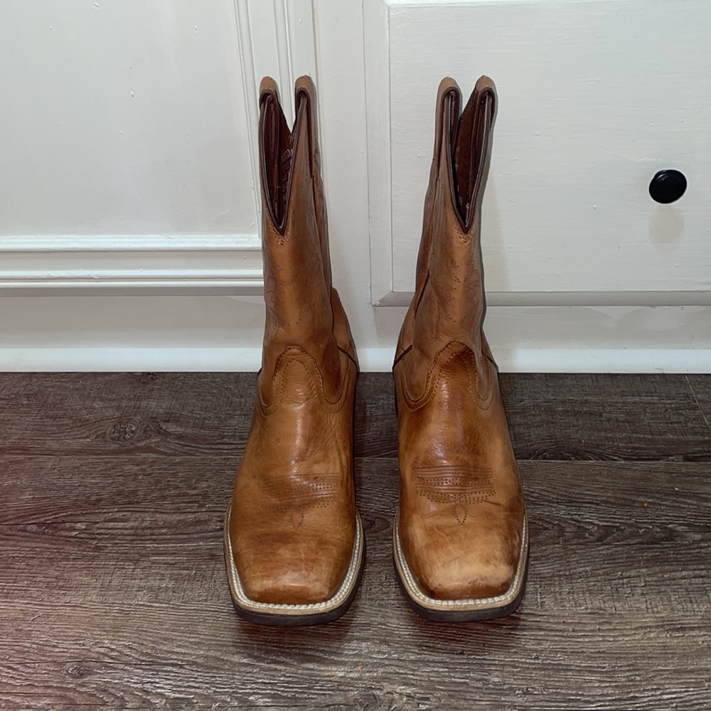 Nocona Women’s country square toe boots